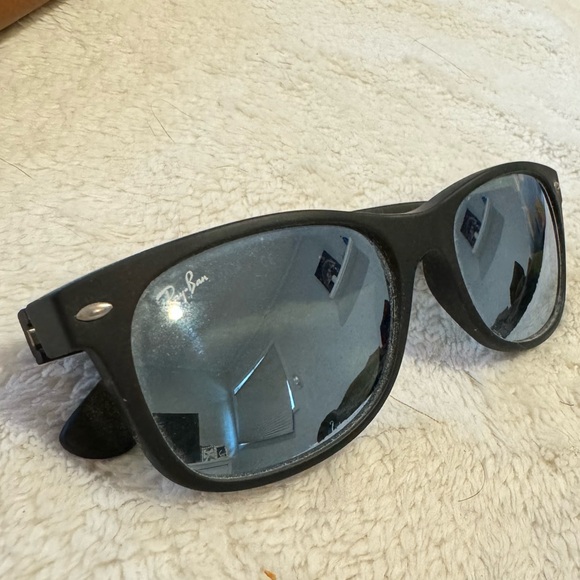 Ray Ban Sunglasses Unisex NEW WAYFARER FLASH - Picture 2 of 5